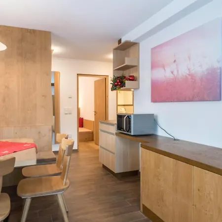 Ulrica - Kristyn Apartment Ortisei