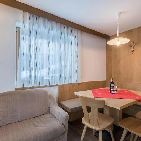 Apartment Ulrica - Kristyn Ortisei